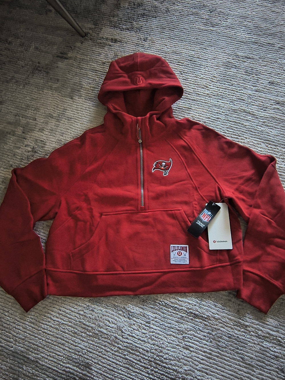 Lululemon athletica Red Tampa Bay Buccaneers Quarter-Zip Hoodie